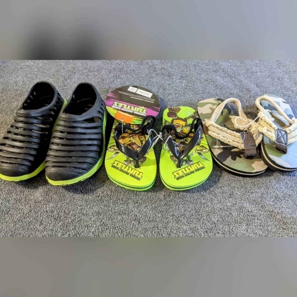Boys sandals flip flops Ninja Turtle camo water shoes Sz Small 5-6 - Picture 3 of 4